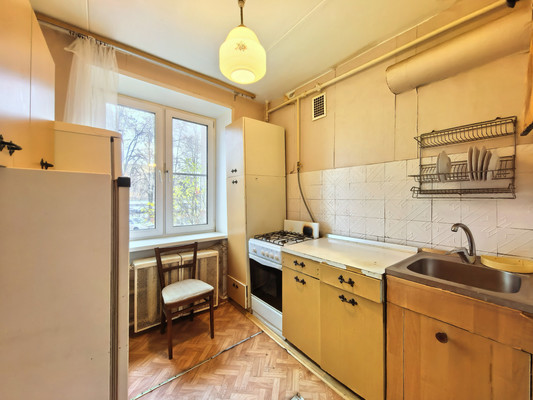 Продам двухкомнатную (2-комн.) квартиру, Гагарина ул, 26, Реутов г