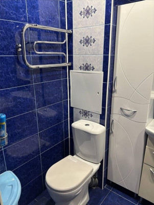 Продам трехкомнатную (3-комн.) квартиру, Курчатова пр-кт, 49, Волгодонск г