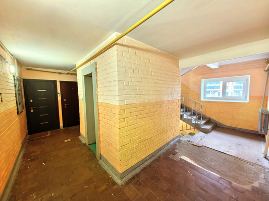 Продам двухкомнатную (2-комн.) квартиру, Некрасова ул, 18, Реутов г