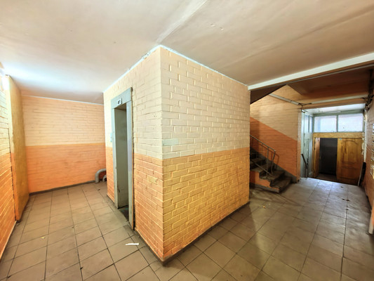 Продам двухкомнатную (2-комн.) квартиру, Некрасова ул, 18, Реутов г