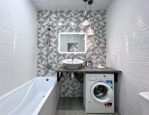 Продам однокомнатную (1-комн.) квартиру, им. Евгении Жигуленко ул, 3к1, Краснодар г