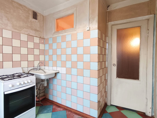 Продам двухкомнатную (2-комн.) квартиру, Красного Флота ул, 20/41А, Ломоносов г