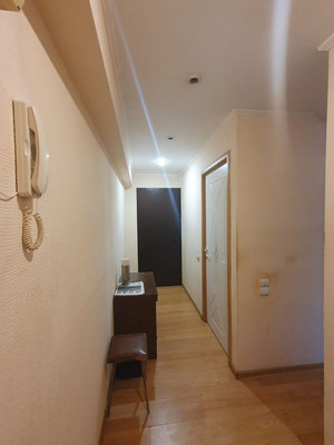 Продам двухкомнатную (2-комн.) квартиру, Есенинский б-р, 1к26, Москва г