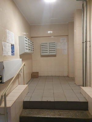 Продам двухкомнатную (2-комн.) квартиру, Есенинский б-р, 1к26, Москва г