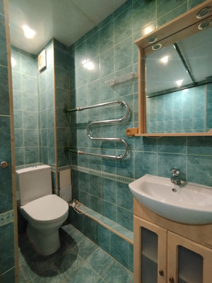 Продам двухкомнатную (2-комн.) квартиру, Бринского ул, 1, Нижний Новгород г