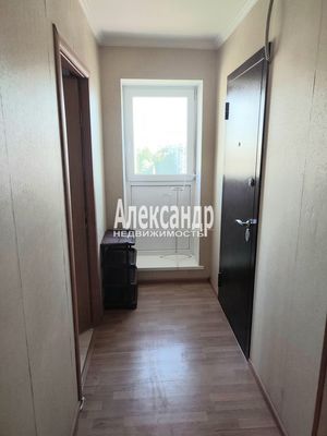 Продам комнату в 5-комн. квартире, Генерала Симоняка ул, 10, Санкт-Петербург г