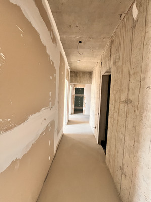 Продам трехкомнатную (3-комн.) квартиру, Ленина пр-кт, 95ки, Новороссийск г