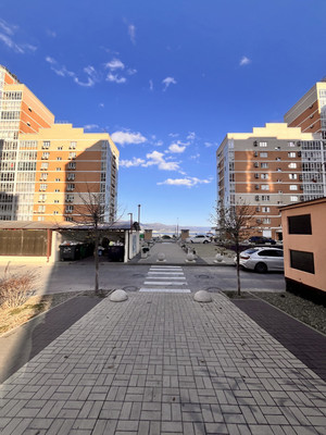 Продам трехкомнатную (3-комн.) квартиру, Ленина пр-кт, 95ки, Новороссийск г