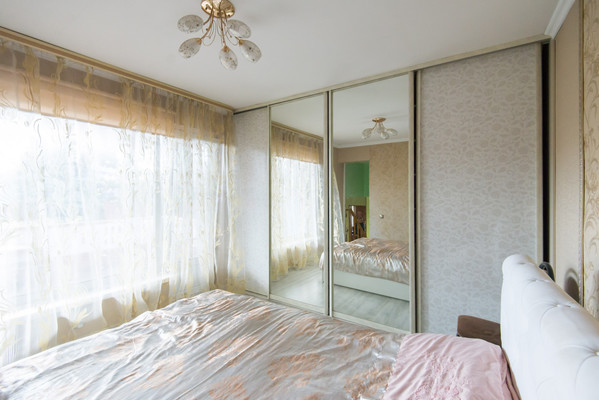 Продам дом, Искристая ул, 82, Ростов-на-Дону г, 0 км от города