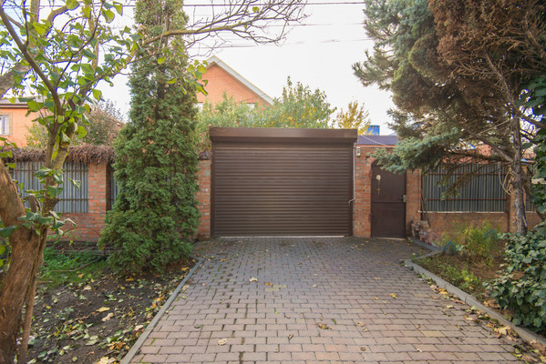 Продам дом, Искристая ул, 82, Ростов-на-Дону г, 0 км от города