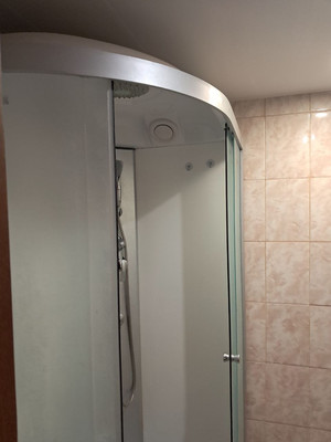 Продам трехкомнатную (3-комн.) квартиру, Кирпичная ул, 6а, Йошкар-Ола г