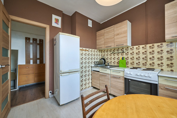 Продам трехкомнатную (3-комн.) квартиру, Осташковская ул, 30, Москва г