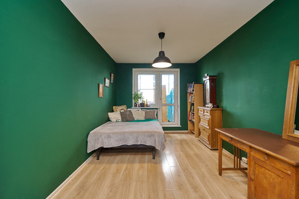 Продам трехкомнатную (3-комн.) квартиру, Осташковская ул, 30, Москва г