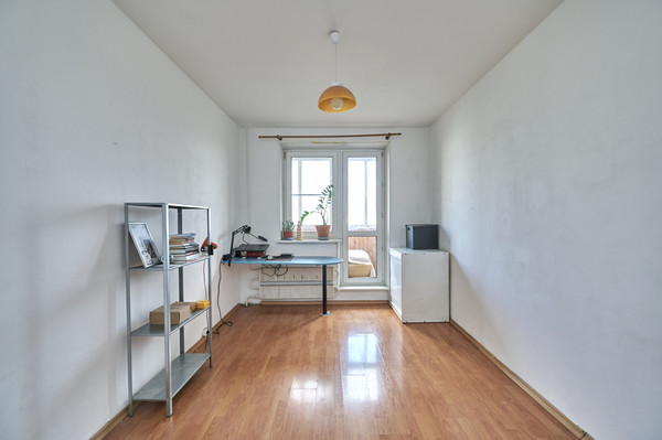 Продам трехкомнатную (3-комн.) квартиру, Осташковская ул, 30, Москва г