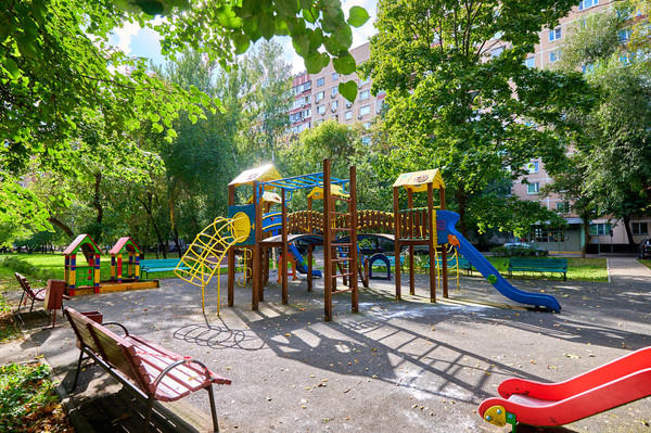 Продам трехкомнатную (3-комн.) квартиру, Осташковская ул, 30, Москва г