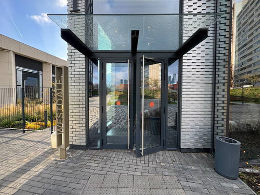 Продам однокомнатную (1-комн.) квартиру, 1-й Сетуньский проезд, 8, Москва г