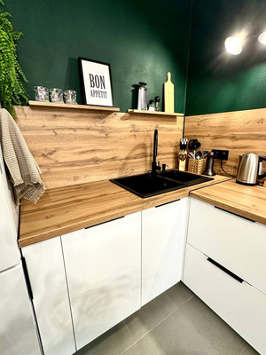 Продам однокомнатную (1-комн.) квартиру, Мурата Ахеджака ул, 5, Новороссийск г