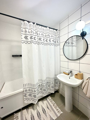 Продам однокомнатную (1-комн.) квартиру, Мурата Ахеджака ул, 5, Новороссийск г