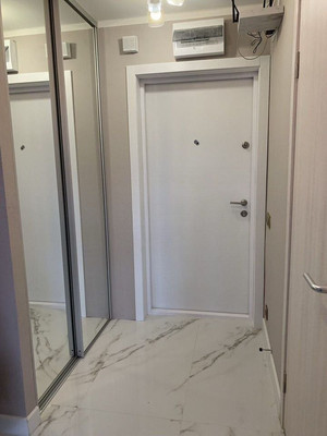 Продам двухкомнатную (2-комн.) квартиру, Михайлова ул, 30Ак4, Москва г