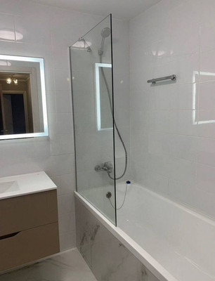 Продам двухкомнатную (2-комн.) квартиру, Михайлова ул, 30Ак4, Москва г