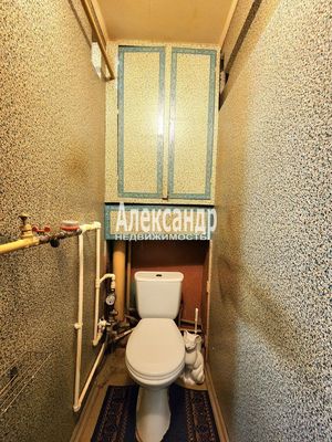 Продам однокомнатную (1-комн.) квартиру, Молодежный б-р, 13, Кириши г