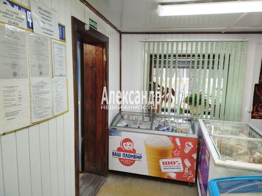Продам торговое помещение 61,1 м2, Сосновая ул, 2, Приозерск г