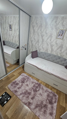 Продам двухкомнатную (2-комн.) квартиру, Комсомольская ул, 21к58, Октябрьский г