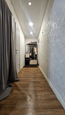 Продам двухкомнатную (2-комн.) квартиру, Комсомольская ул, 21к58, Октябрьский г