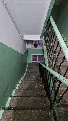 Продам двухкомнатную (2-комн.) квартиру, Комсомольская ул, 21к58, Октябрьский г