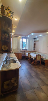 Продам многокомнатную квартиру, Гагарина (Центральный р-н) ул, 60, Сочи г