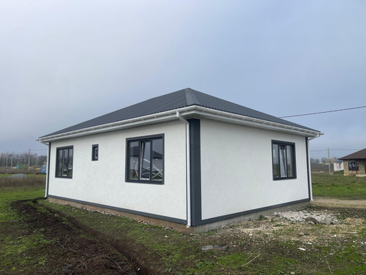 Продам дом, Мира ул, Урожайное с, 0 км от города