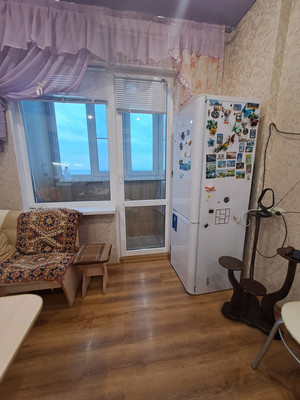 Продам двухкомнатную (2-комн.) квартиру, Целинная (Центральный р-н) ул, 25б, Сочи г