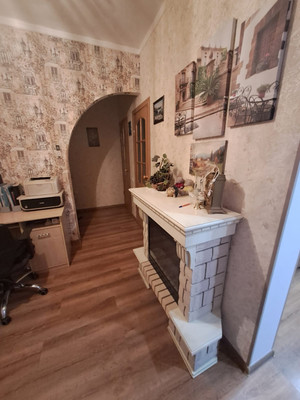 Продам двухкомнатную (2-комн.) квартиру, Целинная (Центральный р-н) ул, 25б, Сочи г