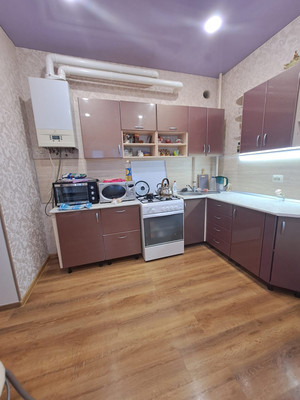 Продам двухкомнатную (2-комн.) квартиру, Целинная (Центральный р-н) ул, 25б, Сочи г