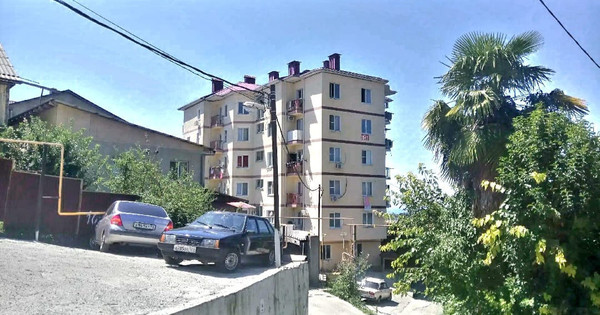 Продам двухкомнатную (2-комн.) квартиру, Целинная (Центральный р-н) ул, 25б, Сочи г