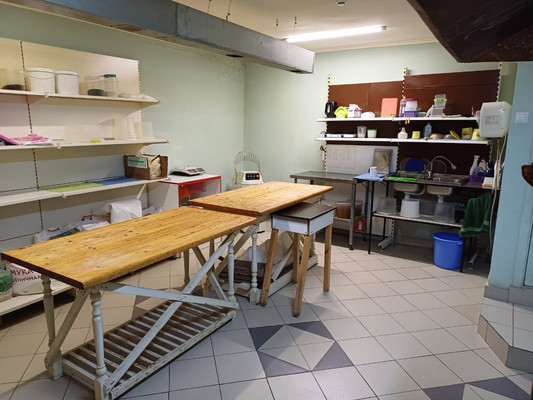 Продам торговое помещение 128 м2, 60 лет Образования СССР ул, 9Б, Саук-Дере п