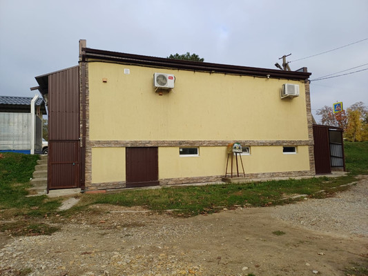 Продам торговое помещение 128 м2, 60 лет Образования СССР ул, 9Б, Саук-Дере п