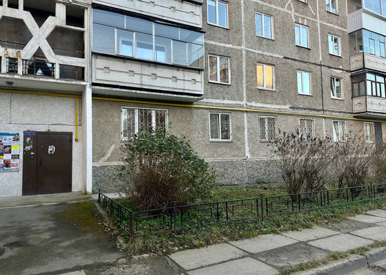 Продам однокомнатную (1-комн.) квартиру, Октябрьский пр-кт, 8, Нижний Тагил г