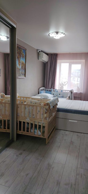 Продам двухкомнатную (2-комн.) квартиру, Ленина пр-кт, 24, Новороссийск г