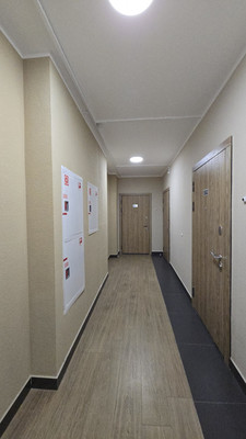 Продам трехкомнатную (3-комн.) квартиру, Коломяжский пр-кт, 11, Санкт-Петербург г