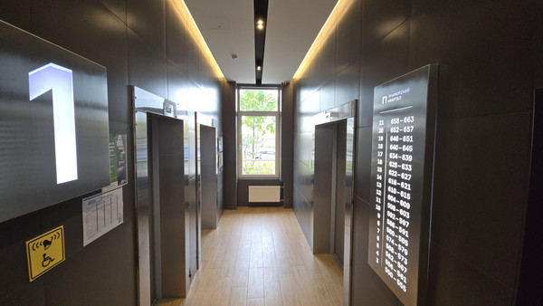 Продам трехкомнатную (3-комн.) квартиру, Коломяжский пр-кт, 11, Санкт-Петербург г