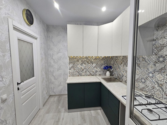 Продам однокомнатную (1-комн.) квартиру, Островского ул, 122к1, Рязань г