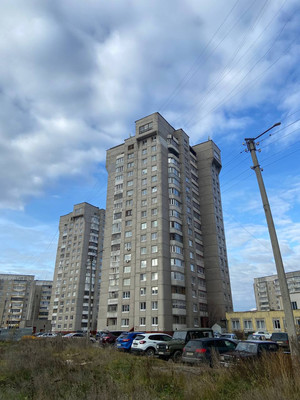 Продам трехкомнатную (3-комн.) квартиру, Воинов-интернационалистов ул, 21, Йошкар-Ола г