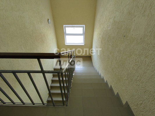 Продам двухкомнатную (2-комн.) квартиру, Агрономическая ул, 5, Совхозный п