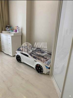 Продам трехкомнатную (3-комн.) квартиру, Новодмитровская ул, 2к6, Москва г