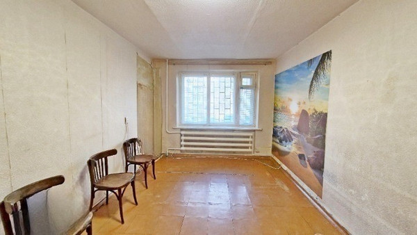 Продам двухкомнатную (2-комн.) квартиру, Южно-Моравская ул, 36, Воронеж г