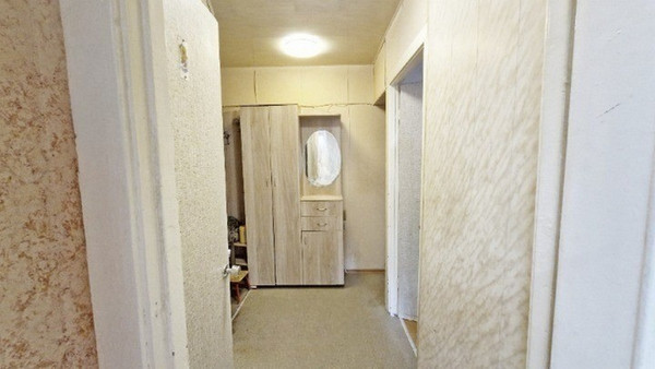 Продам двухкомнатную (2-комн.) квартиру, Южно-Моравская ул, 36, Воронеж г