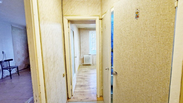 Продам двухкомнатную (2-комн.) квартиру, Южно-Моравская ул, 36, Воронеж г