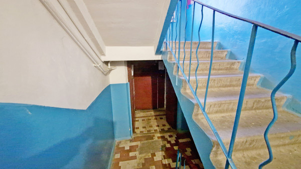 Продам двухкомнатную (2-комн.) квартиру, Южно-Моравская ул, 36, Воронеж г