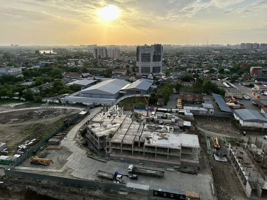 Продам трехкомнатную (3-комн.) квартиру, Воронежская ул, 47/11кд, Краснодар г